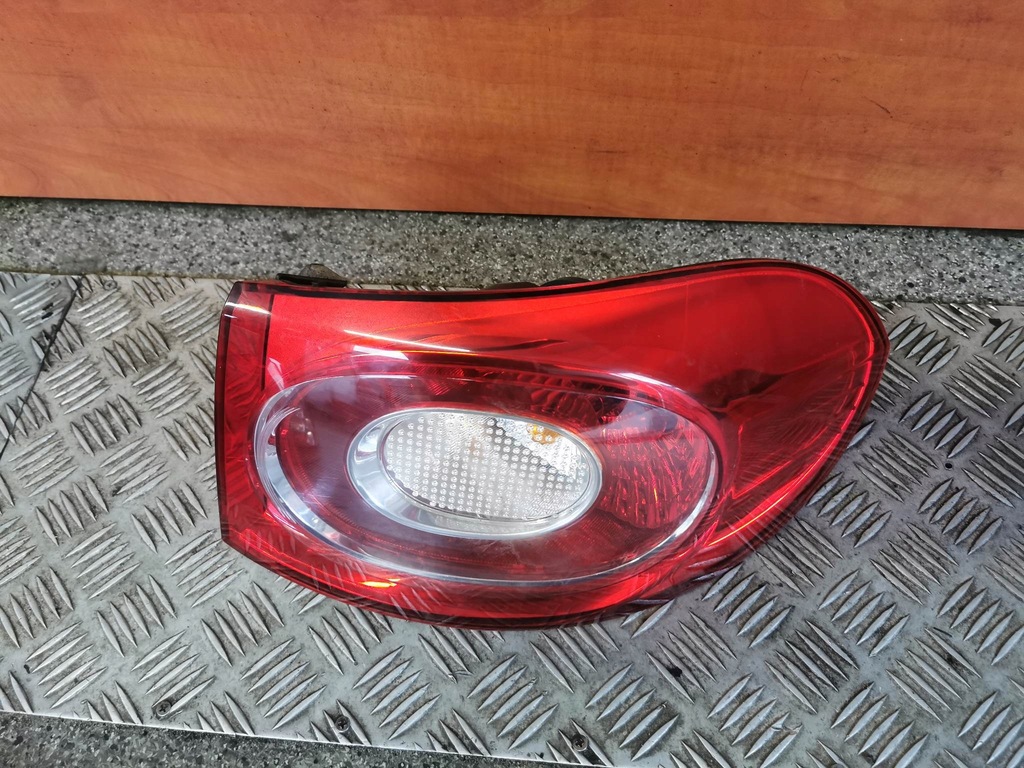 фото №8, Лампа левый задняя vw tiguan 5n оригинальный номер 5n0945095h