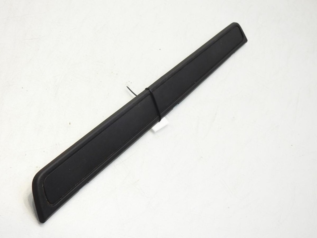 Накладка  накладка порога  правый  передок  subaru impreza 3 gh 94060fg060 Недорого