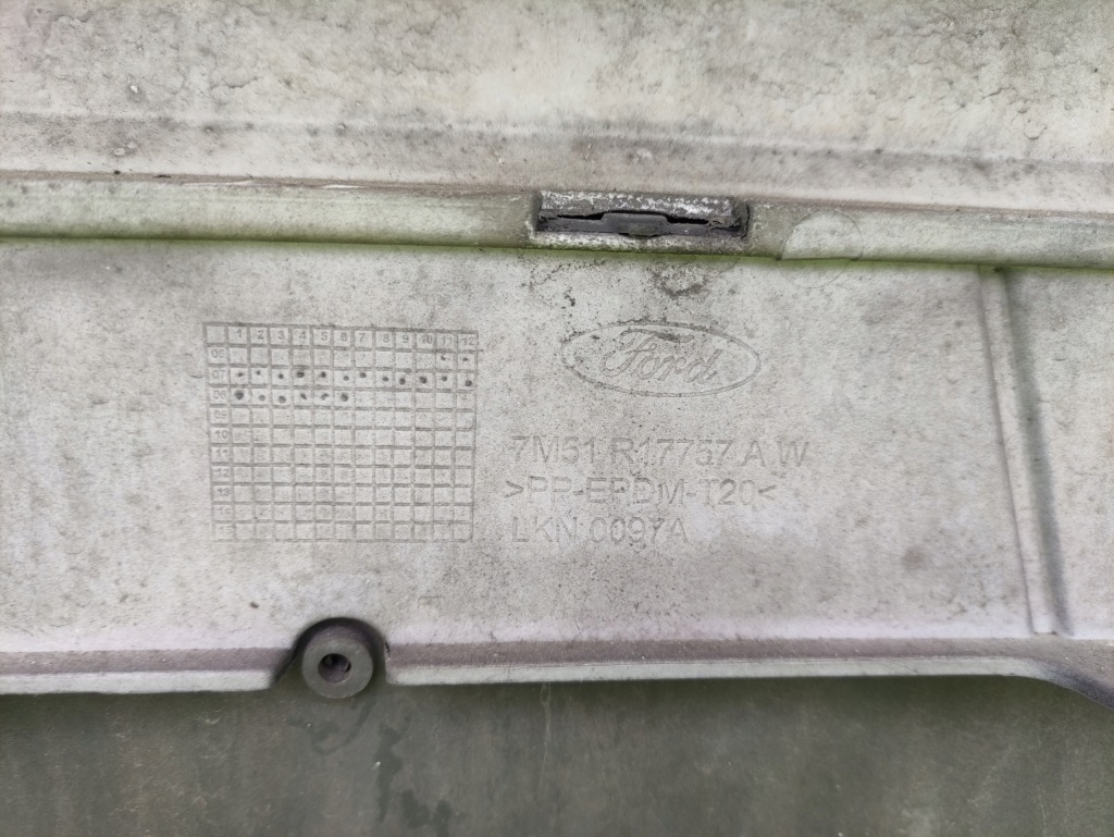 Ford c-max lift 07-10 бампер передній перед h4 pdc Недорого