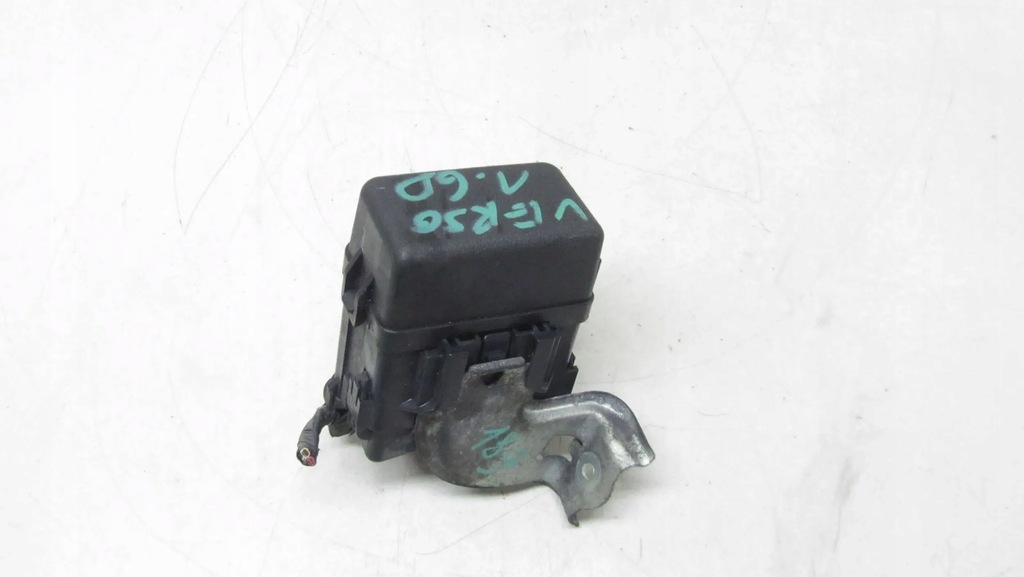 фото №7, Toyota verso lift 1.6 коробка запобіжників 14-