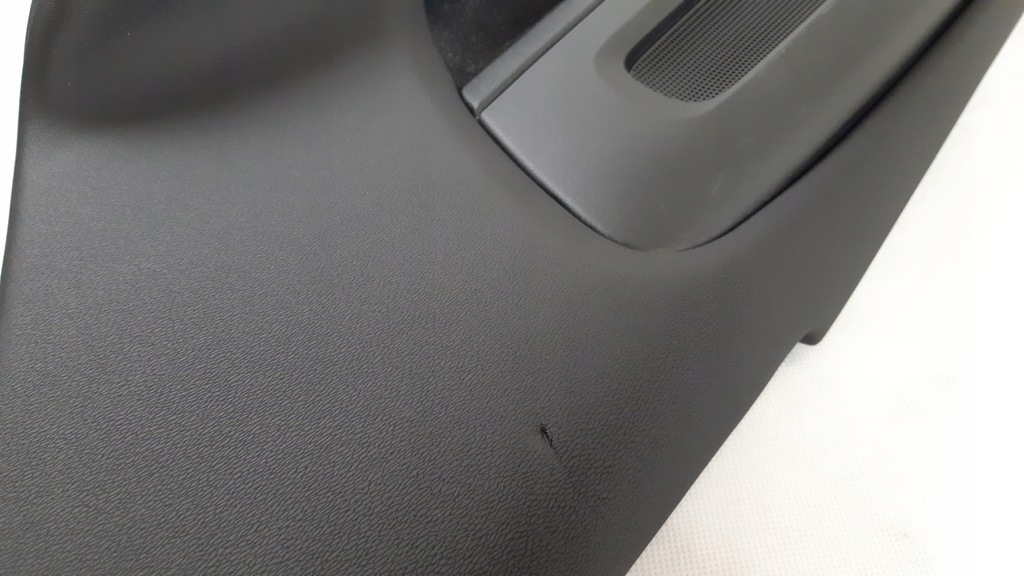 фото №7, Volvo xc40 обшивка двері правий задня 31407710