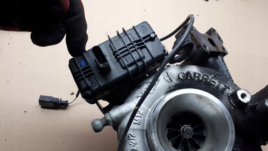 фото №3, A4 b9 8w турбонагнетатель 3.0 tdi 059145873cl a5 8w