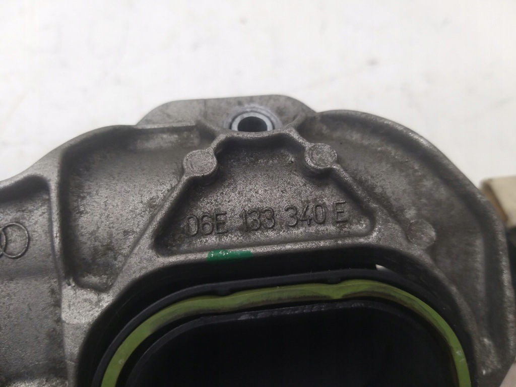 фото №12, Колектор всмоктуючий кришки 3.0 tfsi a7 4g s4 b8 q7 c7 s5 ctu cak 06e133110ar