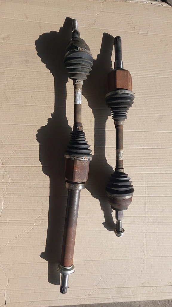 Купити Привідний вал права ford kuga mk2 cv61-3b436-he автоматична коробка передач