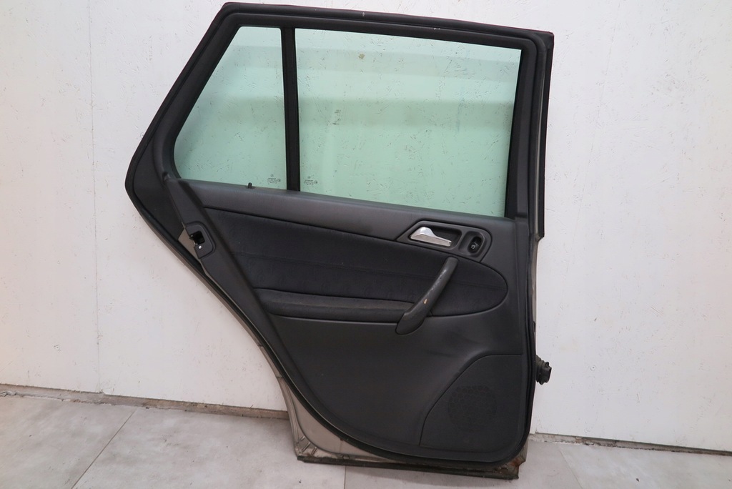 фото №8, Дверь левый задняя задние левая mercedes w203 kombi