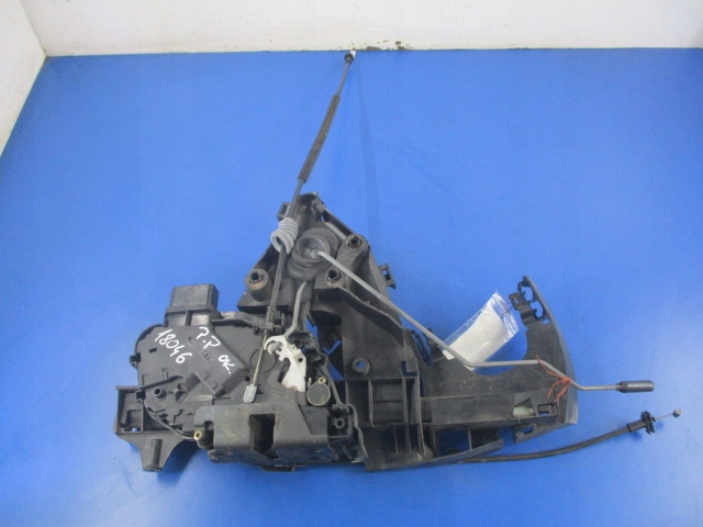 фото №1, Volvo v50 izamek двері правий перед +троси 10pin