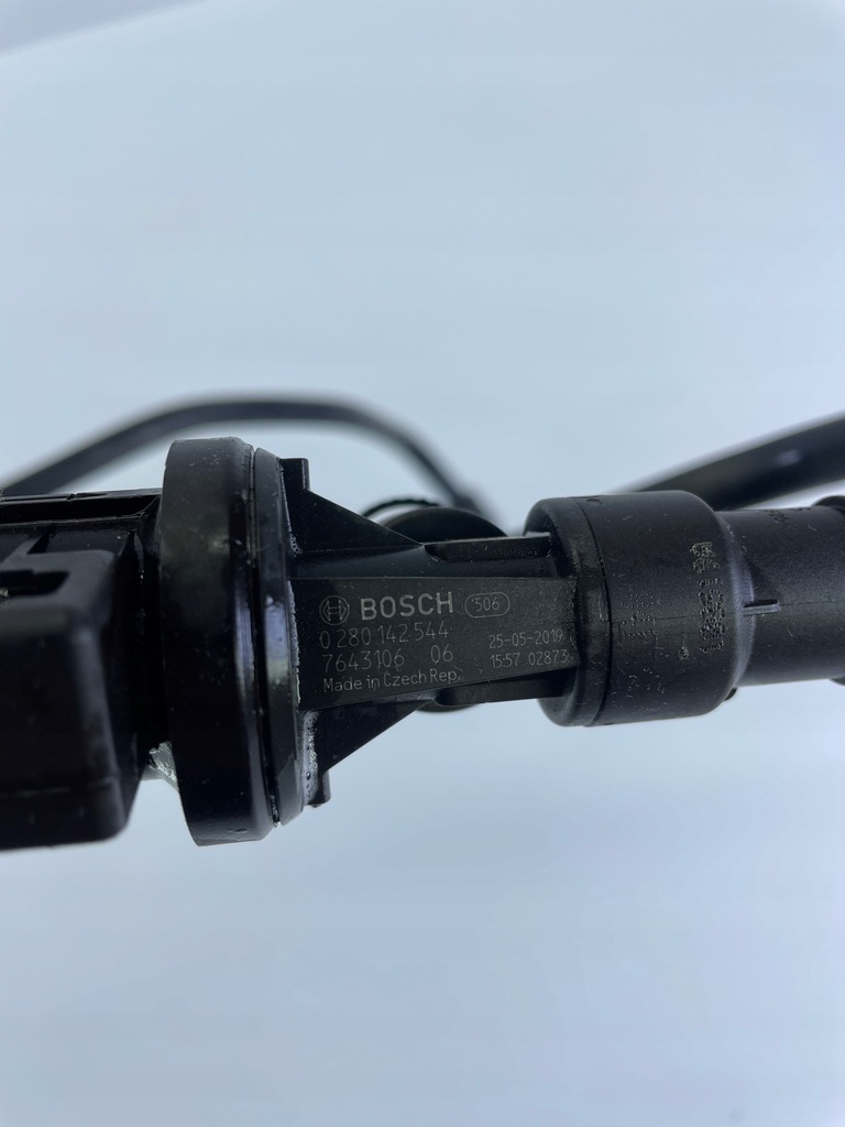 фото №8, Bmw x3 g01 x4 g02 клапан шланг вентиляции вентиляционный 8677760