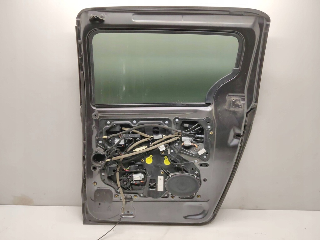 фото №7, 2018 chrysler pacifica дверь задние