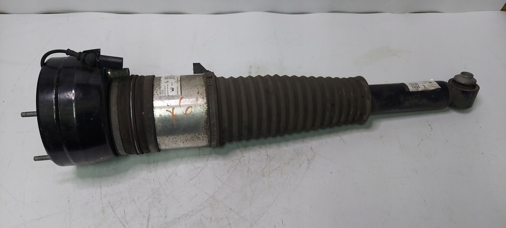 фото №1, Audi a8 d4 амортизатор левый задняя 4h6616001h