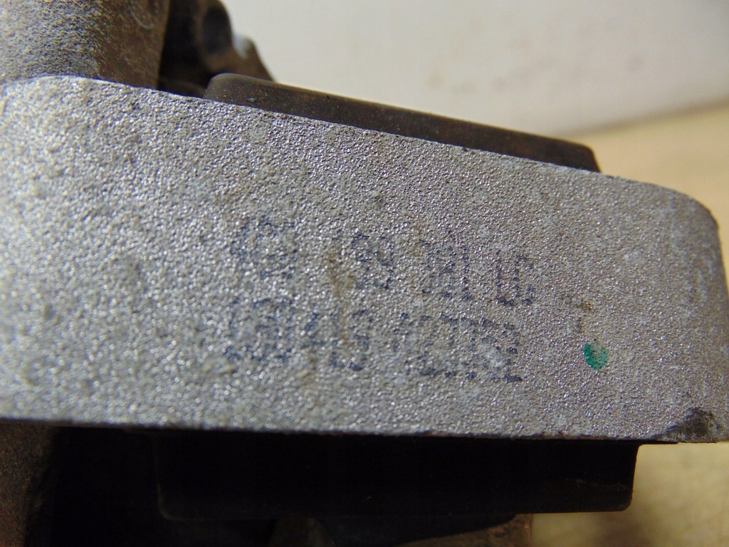 фото №13, Подушка двигуна кронштейн audi a6 c7 датчик 4g0199381