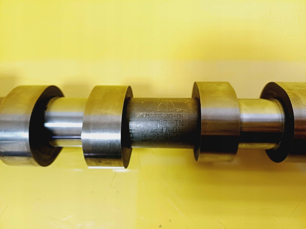 Купити Вал розподільного валу впускний  v75877558004 peugeot 207 citroen mini r55 1.6 thp nr6