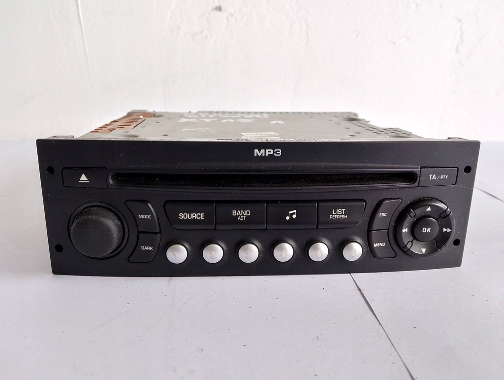 фото №1, Citroen c2 2008 панель / радіопрогравач cd/dvd/gps