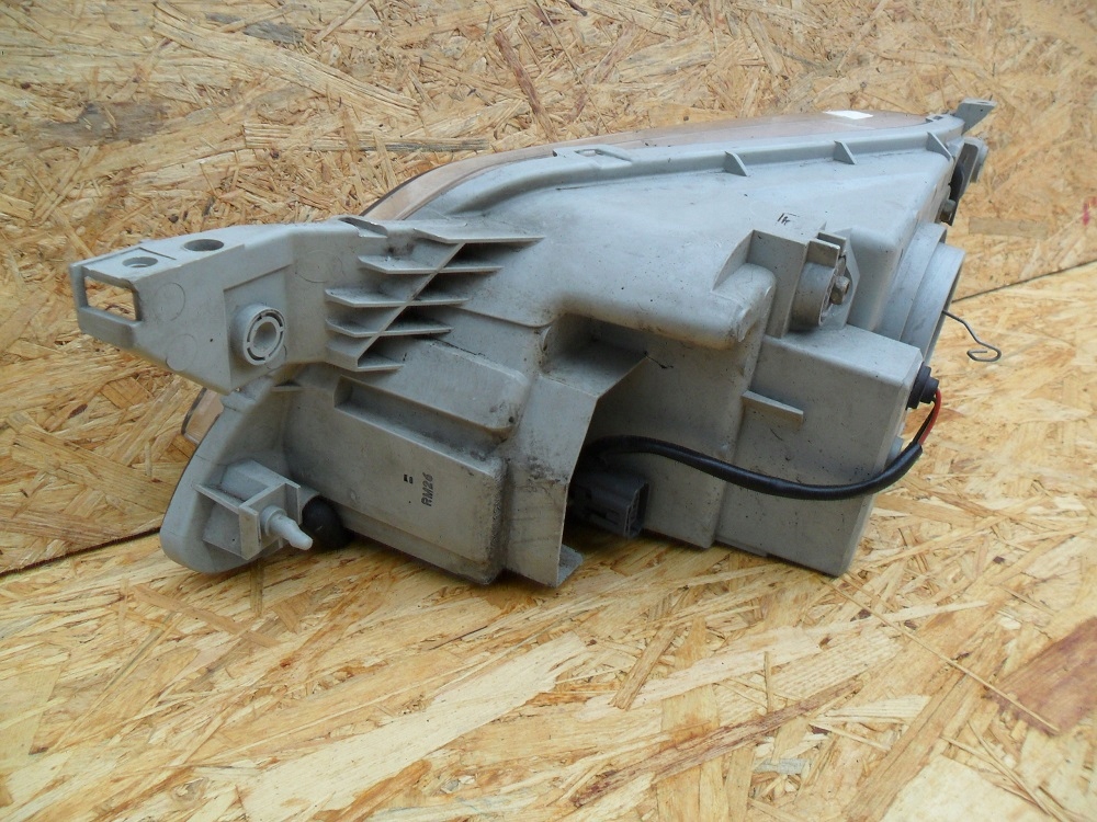 фото №11, Mazda premacy cp 2003- фара правий