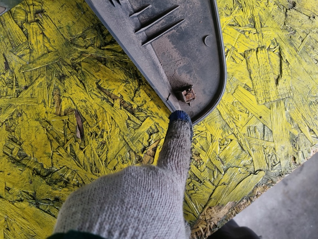 фото №7, Hyundai tucson i 04-10 накладка молдинг задний крышки bu