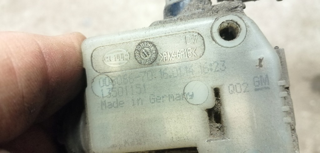 фото №3, Opel adam привід кришка 13501151