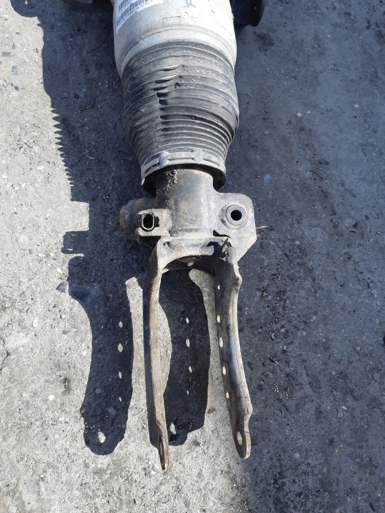 фото №9, Audi q7 4l амортизатор правый перед 7l8616040a