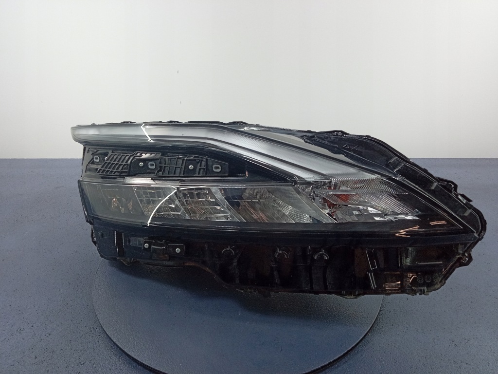 фото №1, Qashqai iii j12 фара правый full led 100-8d02g