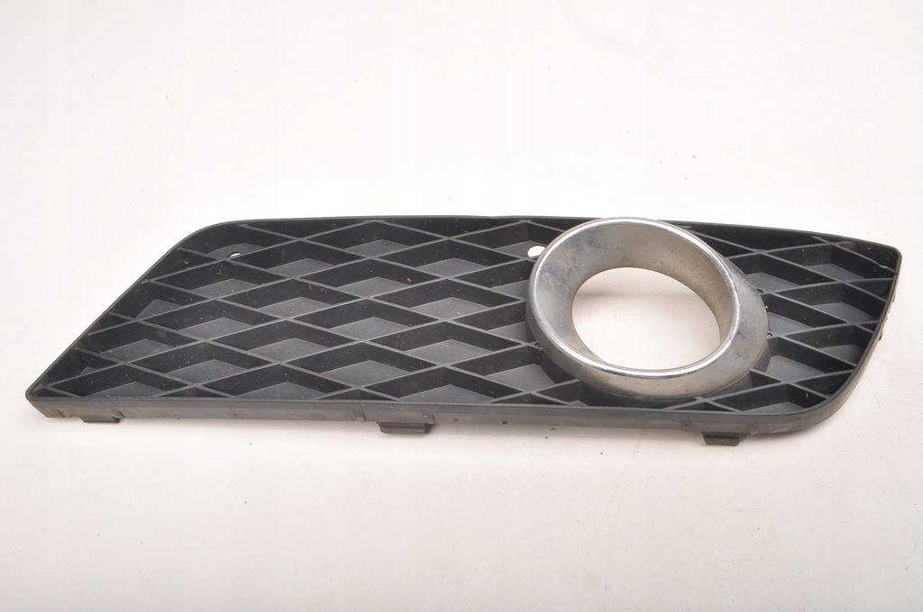 фото №1, Mercedes w169 рамка решітка протитуманної фари ліва a1698870525