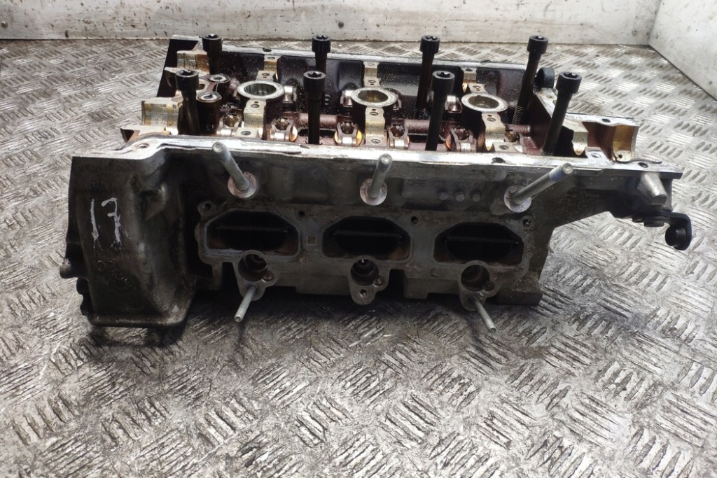 фото №7, Головка двигателя porsche panamera 970 06e103403m 3.0l hybrid 245kw 2012