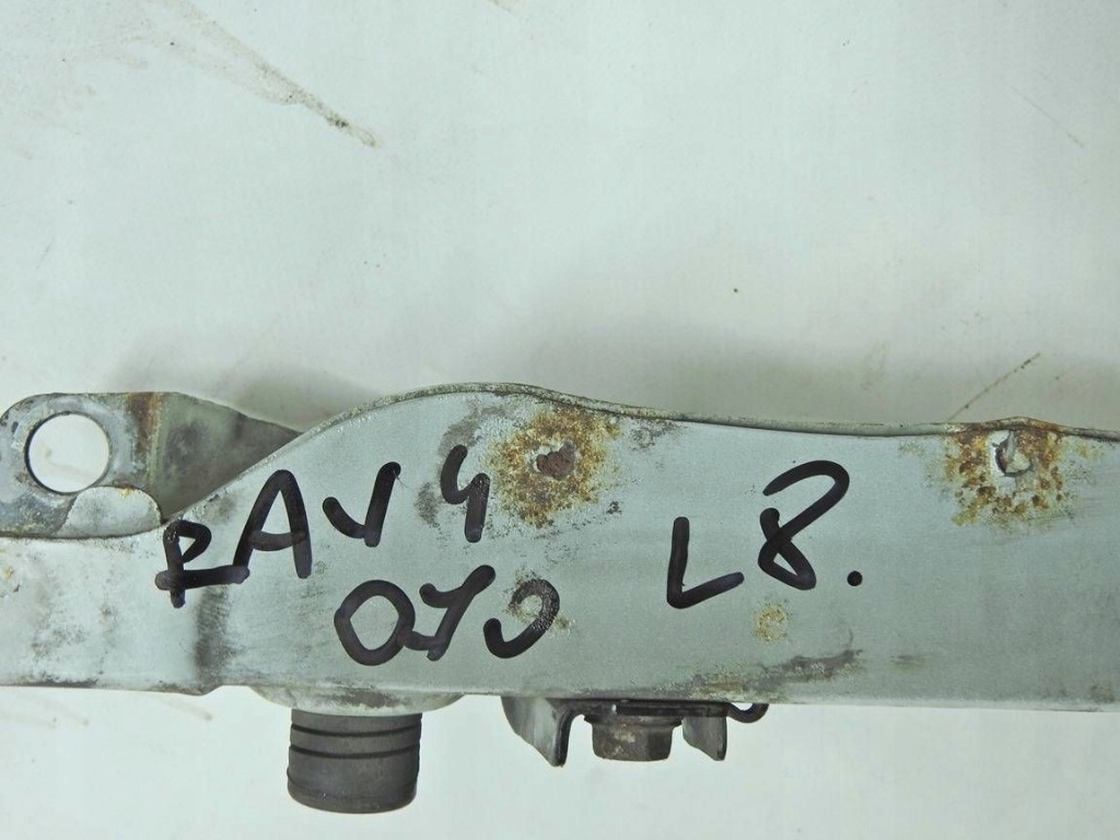 Toyota rav4 3 рестайлінг  ремінь передній підсилювач верхній в Україні