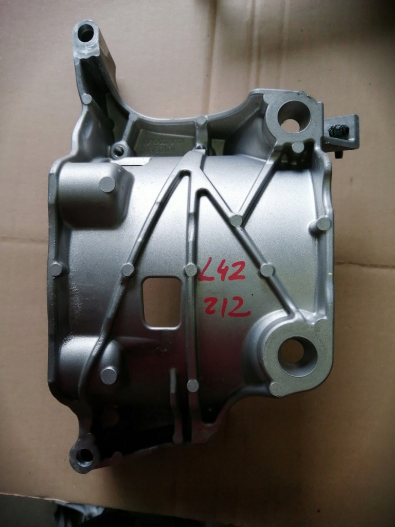 Купить Volvo xc60 xc90 2.0 dłapa генератора 31480101