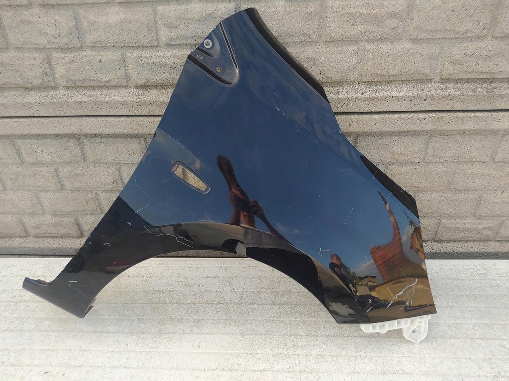 фото №1, Mitsubishi space star 12-20 крыло правый передний