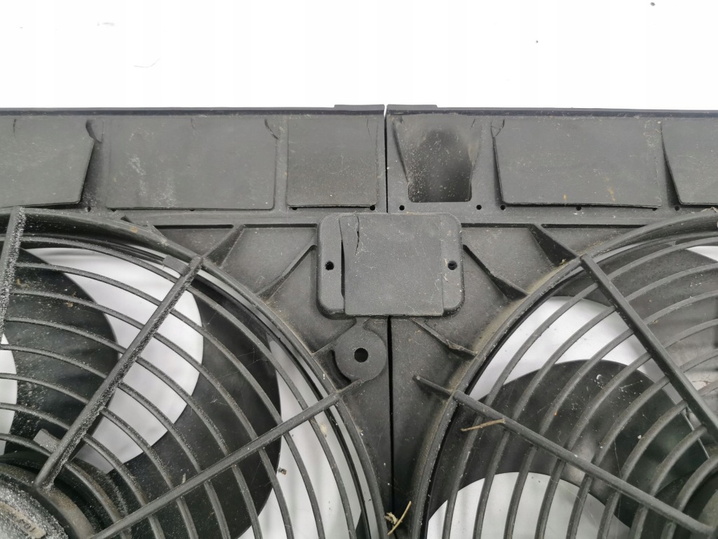 Купить Maserati quattroporte 2004 вентилятор радиатора va50ap70