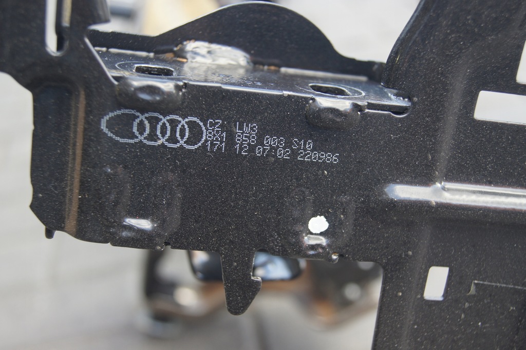 фото №9, Каркас панелі приладової панелі a1 8x 8x1858003