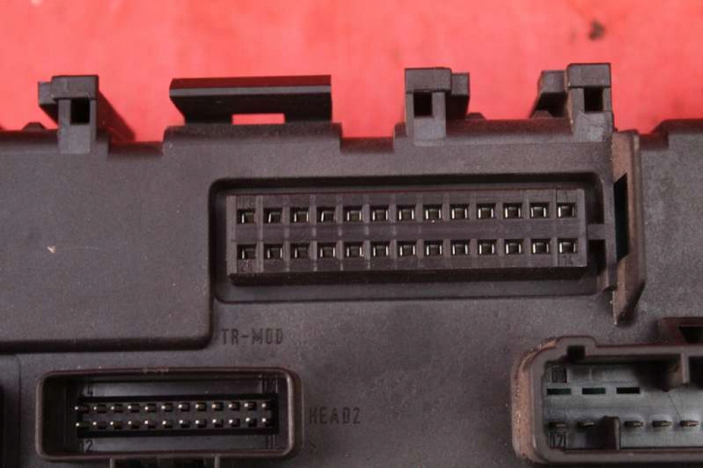 Коробка предохранителей 13112913 at opel signum 2.2 direct 155 km + pin Оригинал