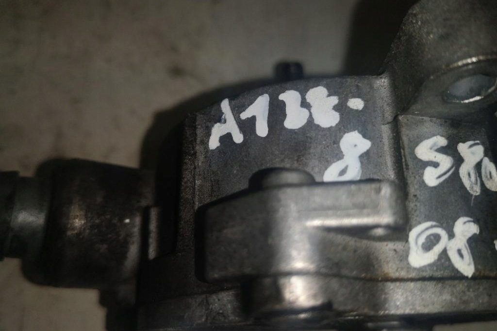 фото №3, Насос вакуумный volvo s80 ii as 30731825 2008