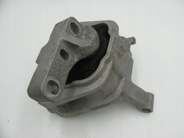 Купить Audi q3 8u0 рестайлинг  кронштейн подушка двигателя 5n0199262p