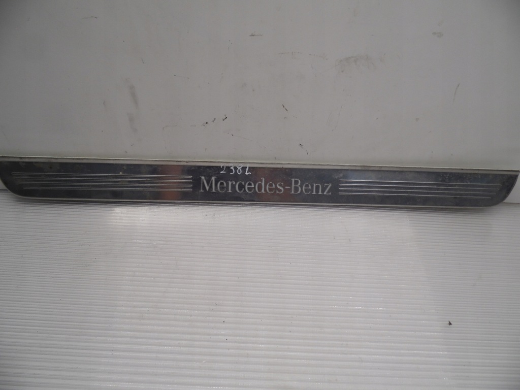 фото №1, Молдинг накладка dekor поріг mercedes w238 ліва