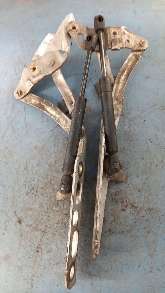 фото №2, Петля капот ford mondeo 2.0tdci 00-07r