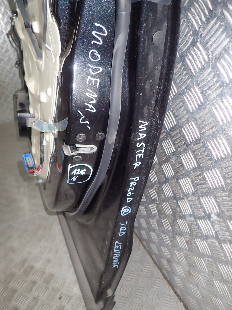 фото №6, Maserati levante дверь перед передние правое полный стекло n126