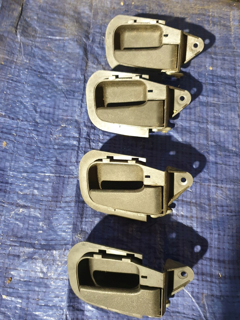 фото №1, Bmw 3 e36 ручка внутренняя правая задняя 1960830 sedan