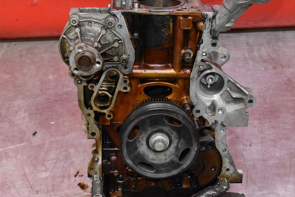 фото №8, Блок dół двигателя wał azq vw polo 4 iv 9n 1.2 12v 64 km 01-05