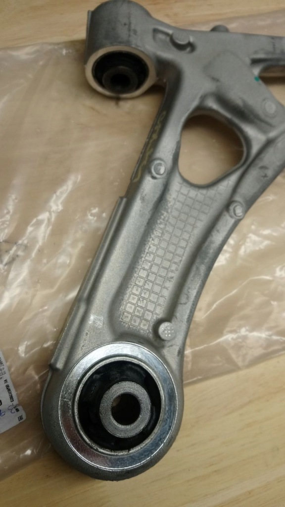 фото №4, Рычаг левый перед partner iv berlingo iv combo e