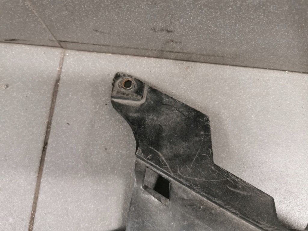 фото №12, Верхний кронштейн бампера перед audi a8 d3 lift