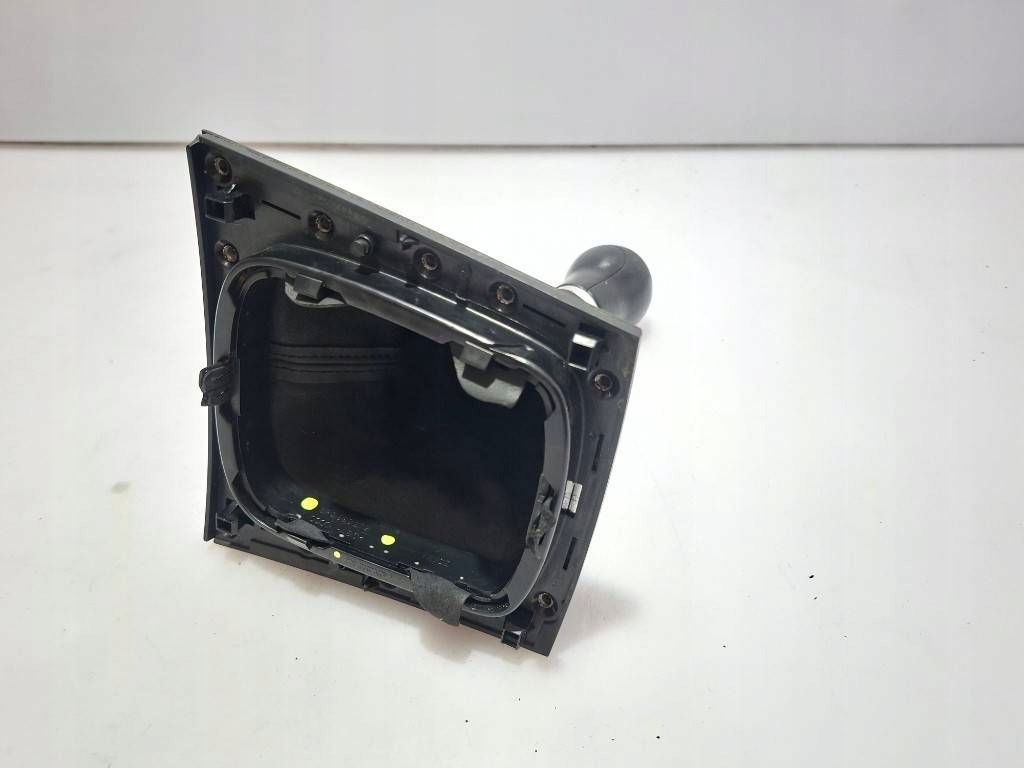 фото №8, Audi a3 s3 8p ручка чехол переключения передач dekor 8p0863279