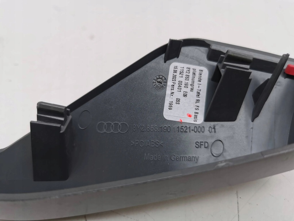 фото №5, Audi a3 8y 2023 рамка бардачка панели приборной панели