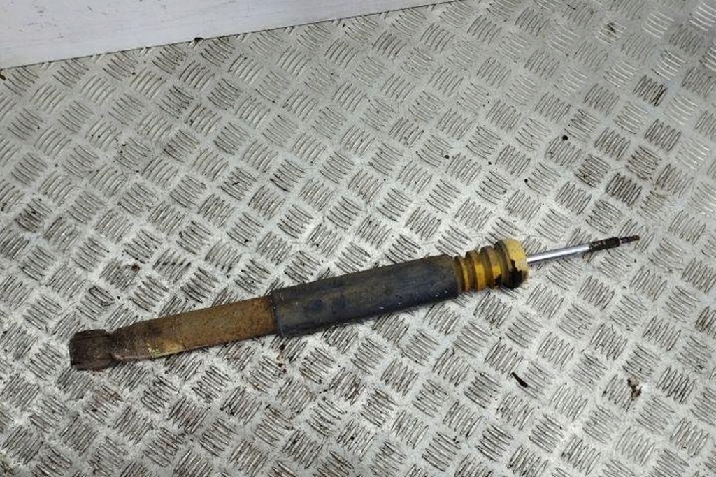 фото №8, Амортизатор задній лівий mazda cx-5 ke, gh kd4528700 2.2l дизель 129kw 2012