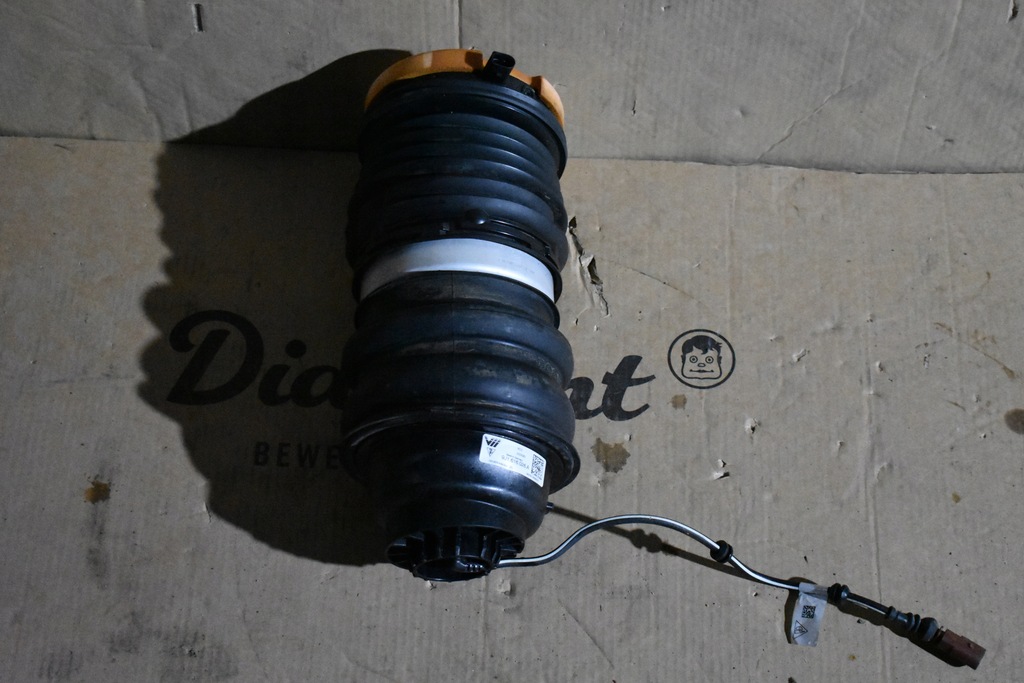 фото №1, Idealny пневмоподушка подушка задняя правая porsche taycan 1