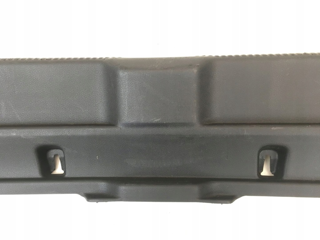 Audi a3 8v 3d 13- накладка поперечина задній 8v3863471b Недорого