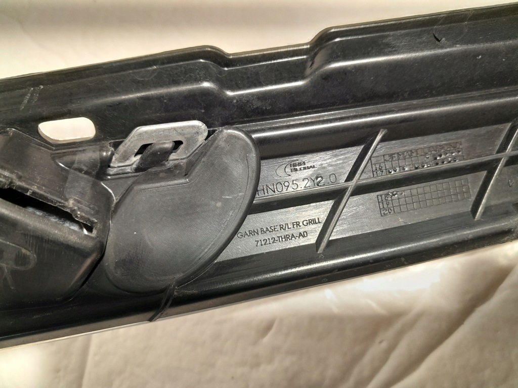 фото №7, Honda odyssey v 18- молдинг декоративна бампера хром 71211-thra-a0