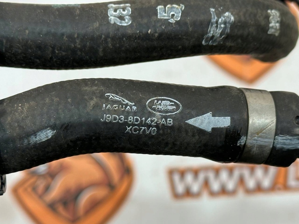 Труба шланг воды jaguar x590 j9d3-8d142-ab Киев