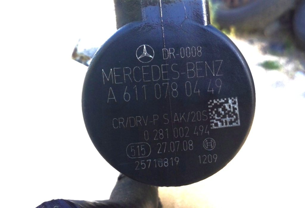 фото №1, Mercedes датчик пального a6110780449 0281oo2494