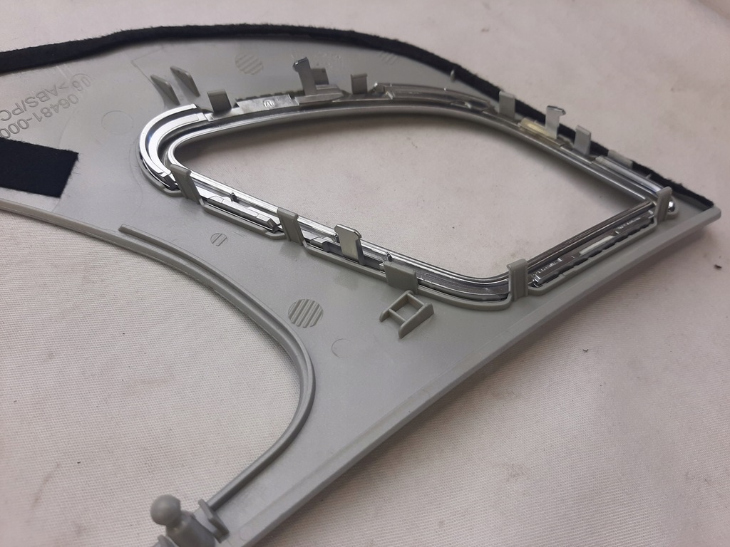 фото №7, Audi a5 8t рамка ґрати обдув ліва 06481-000