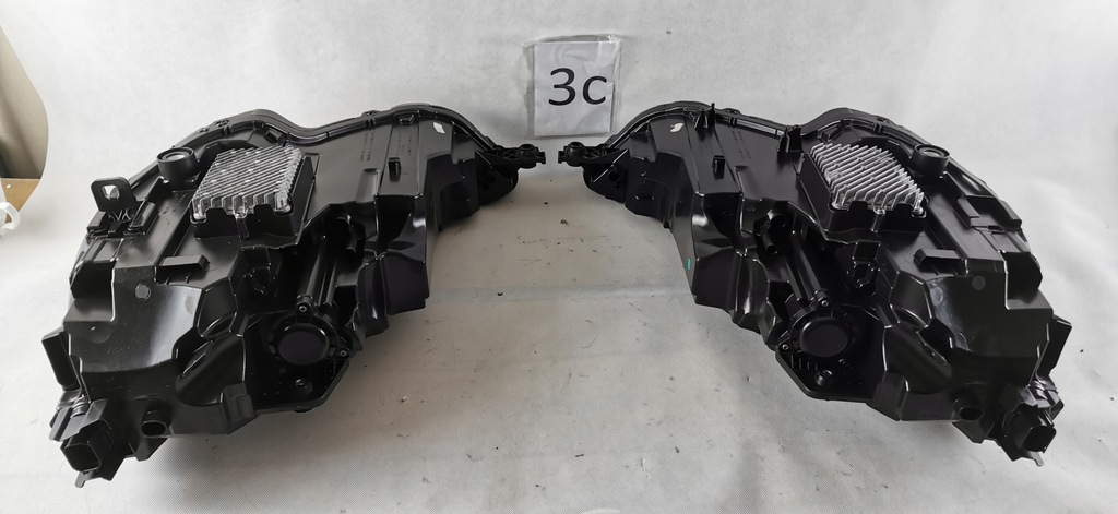 фото №11, Audi a3 8y full led matrix левый правый фара