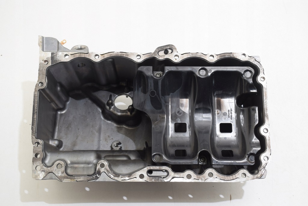 фото №9, Bmw 5 g60 g61 520d 523d b47d20b поддон масла