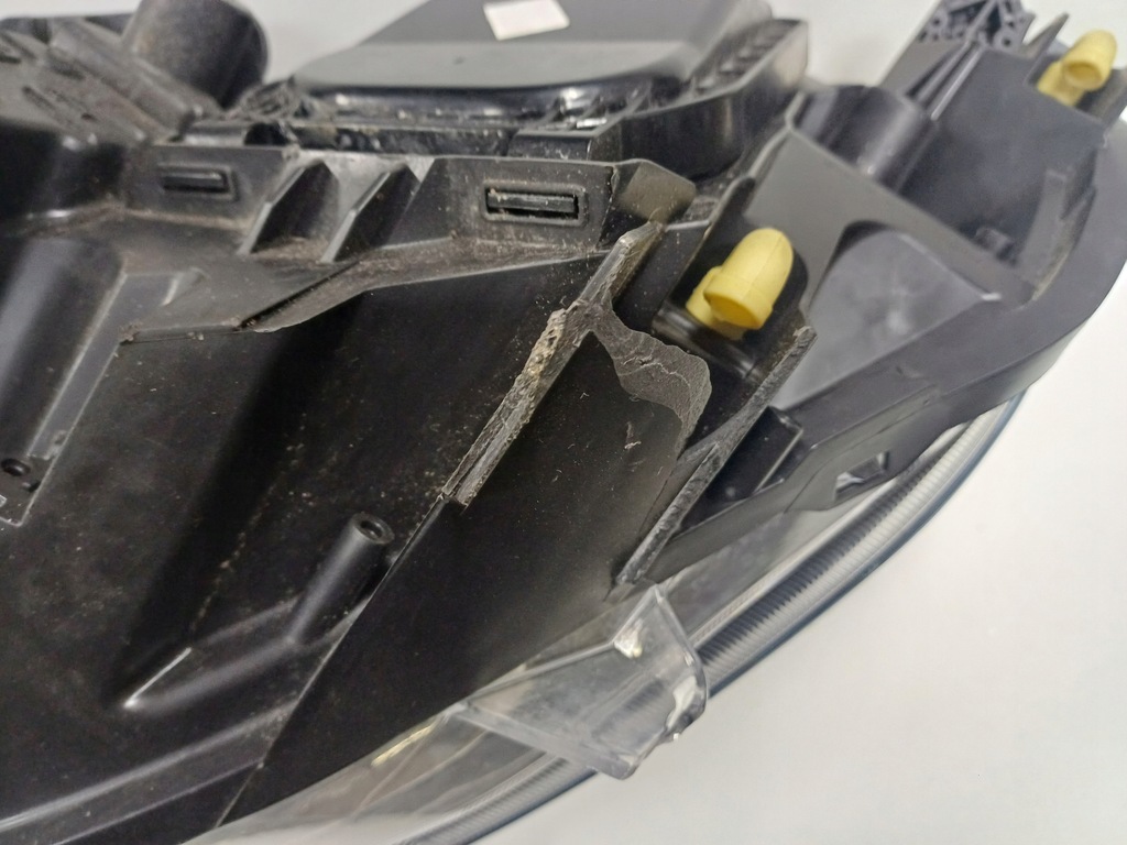 фото №10, Лампа правый перед opel vivaro c citroen jumper iii 19- europa